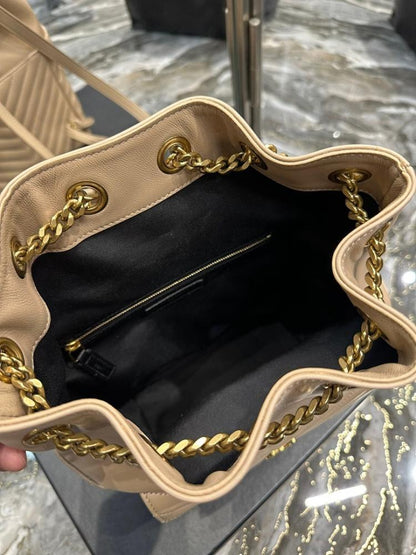 Classic Elegant Leather Backpack – Limited Edition