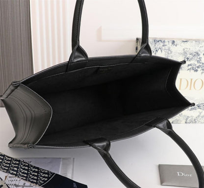 Italian-Inspired Luxury Leather Bag