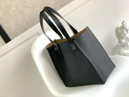 Stylish Leather Bag – Special Edition