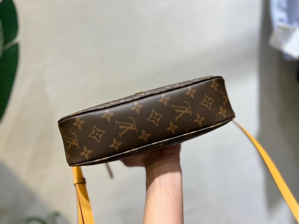 Modern Elegant Bag