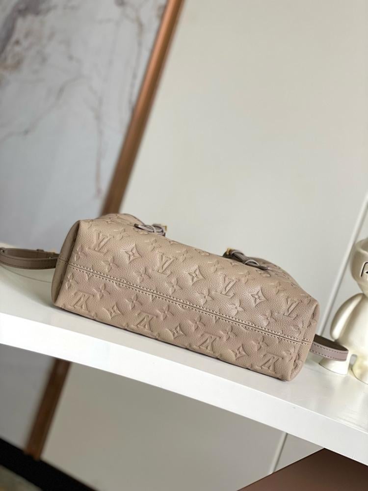 Modern Leather Shoulder Bag