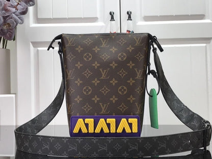 Messenger Bag