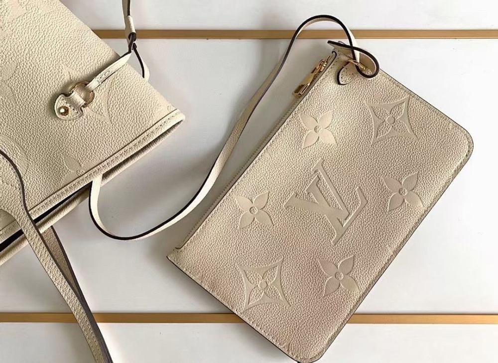 Elegant Refined Leather Top Handle Bag