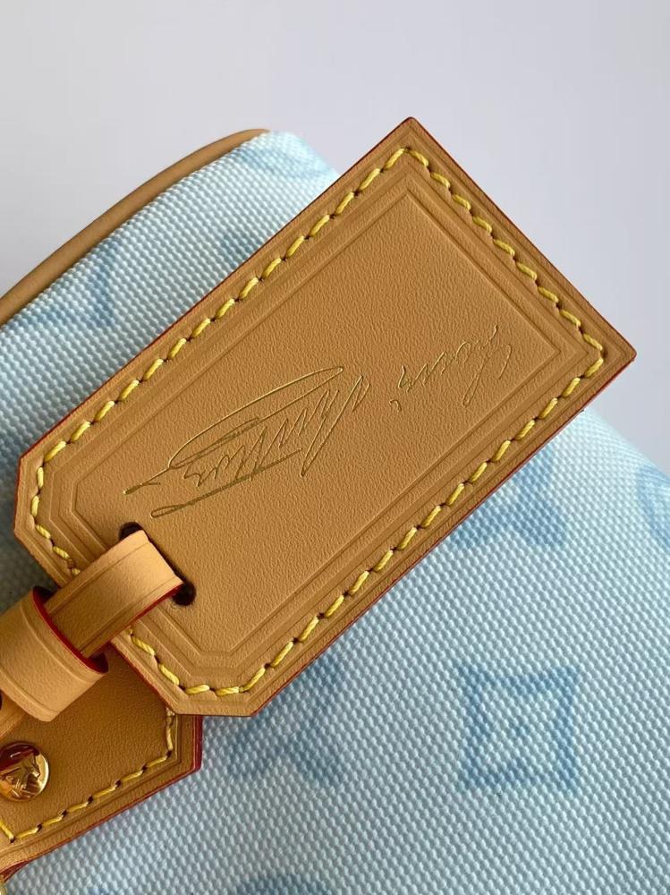 Red Wallet