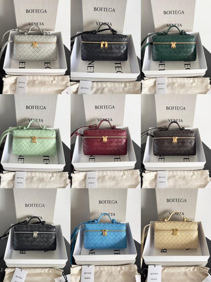 Elegant Shoulder Bag