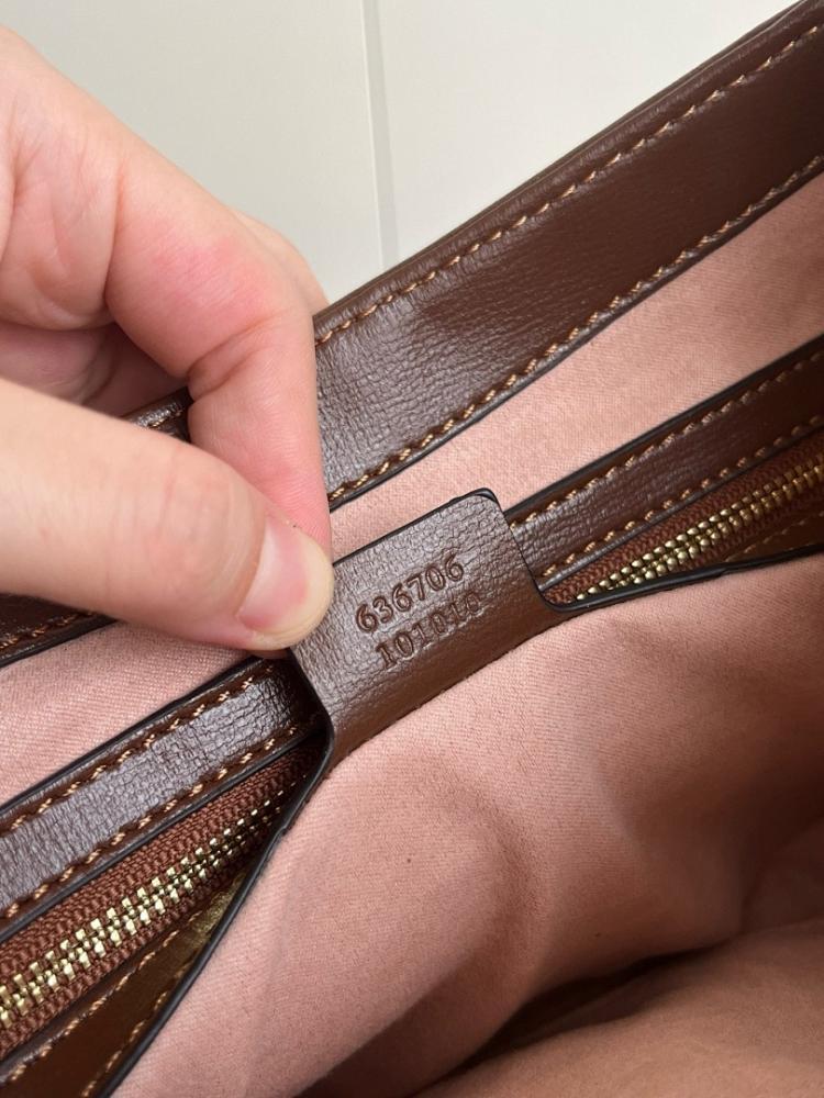 Modern Refined Leather Shoulder Bag