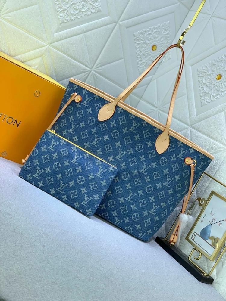 Modern Refined Jacquard Top Handle Bag