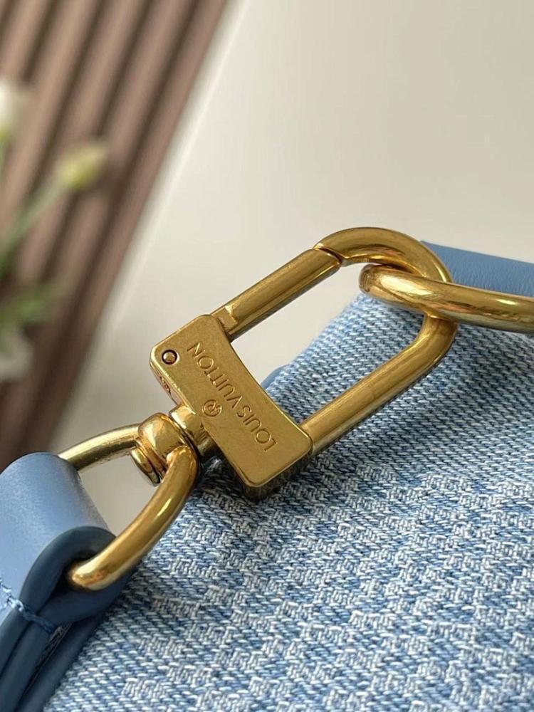 Stylish Refined Denim Shoulder Bag