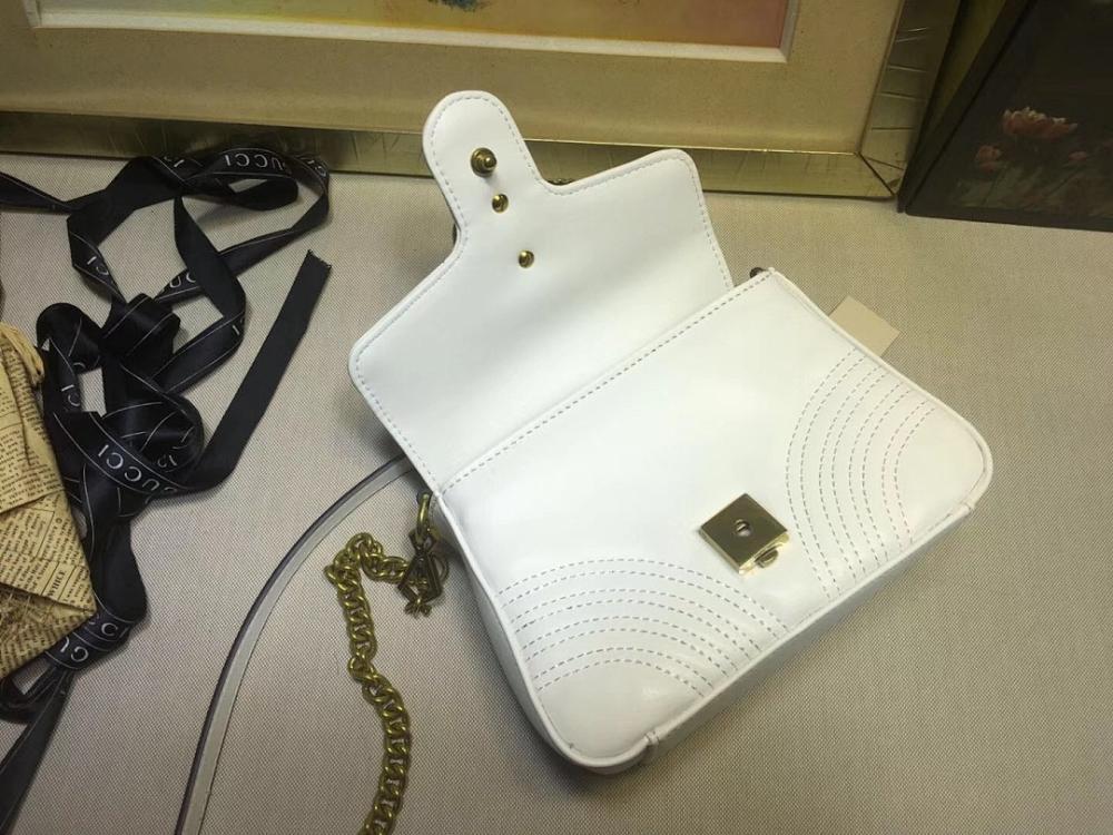 Luxury Elegant Shoulder Bag – Limited Edition