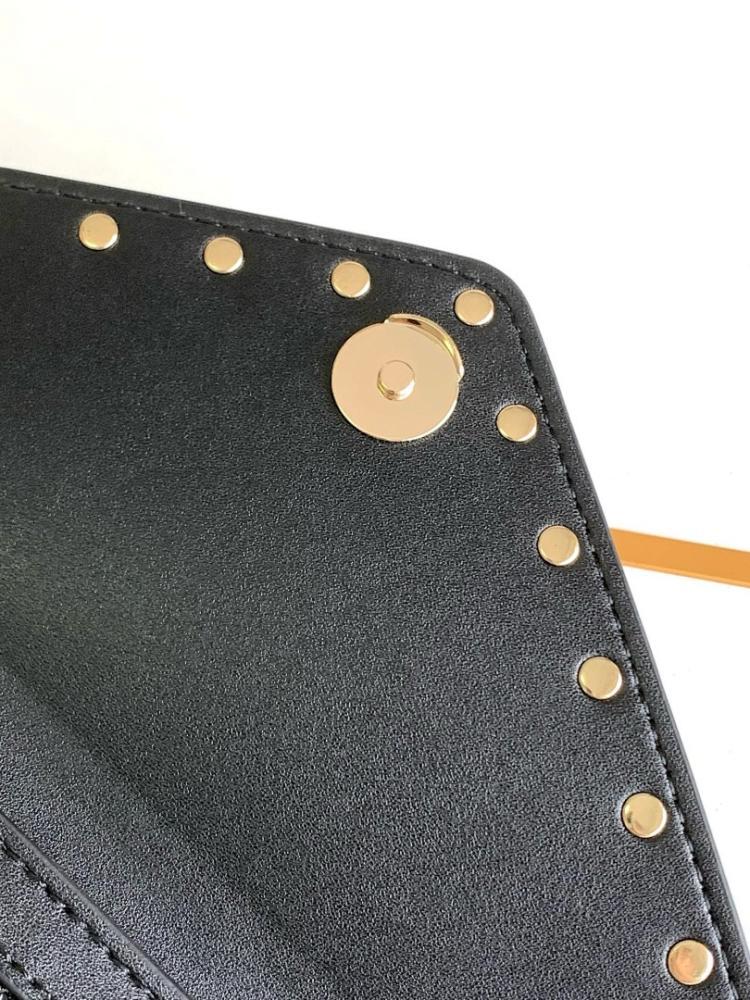 Classic Luxury Raffia Bag – Limited Edition