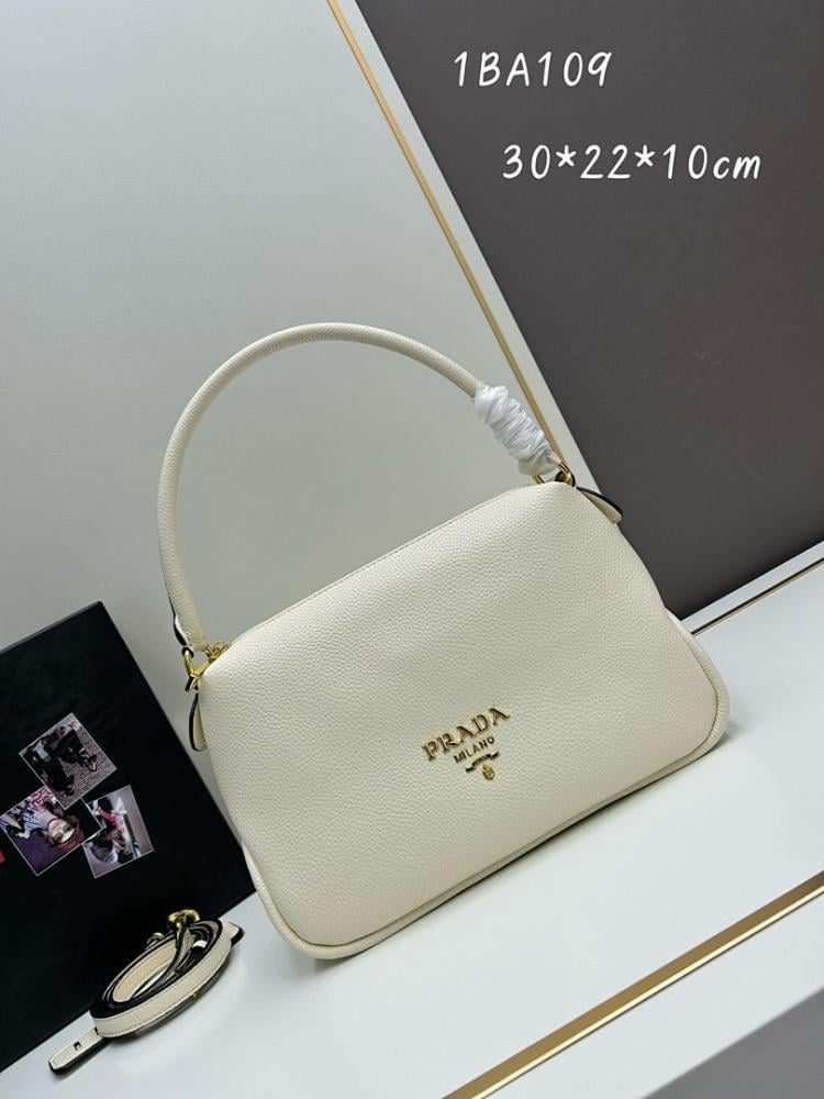 Classic Modern Leather Top Handle Bag