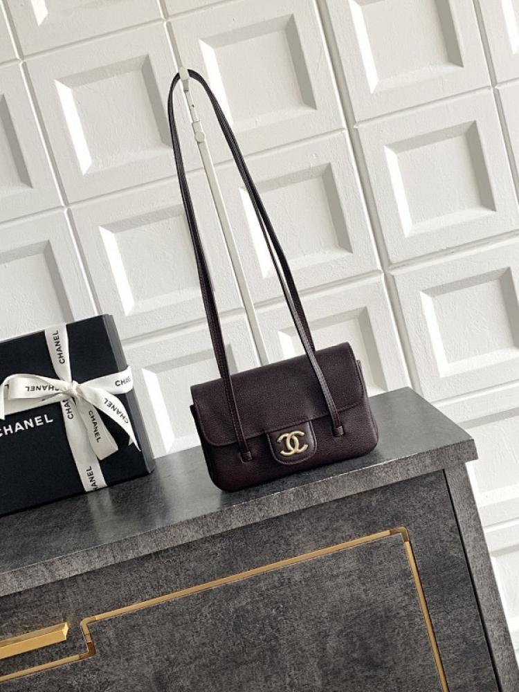 Elegant Leather Shoulder Bag