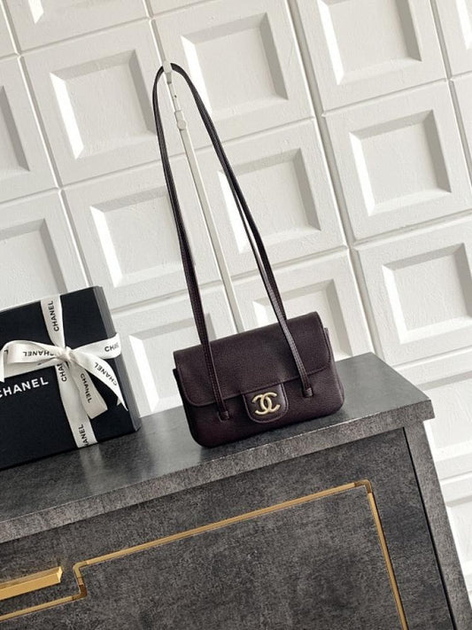 Elegant Leather Shoulder Bag