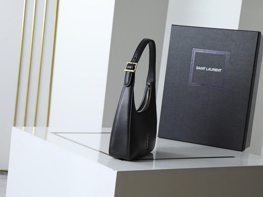 Stylish Lambskin Crossbody Bag – Limited Edition
