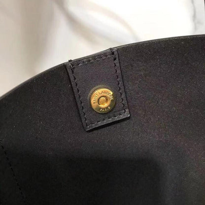 Elegant Shoulder Bag