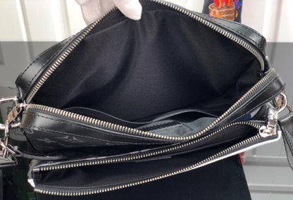 Elegant Crossbody Bag