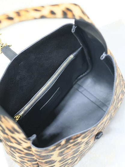 Alma Leather Shoulder Bag