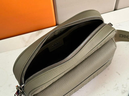 Elegant Printed Leather Shoulder Bag – Special Edition