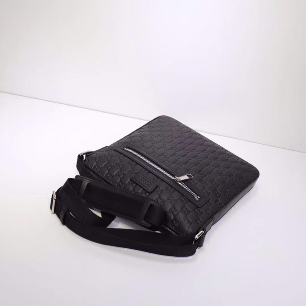 Classic Leather Shoulder Bag