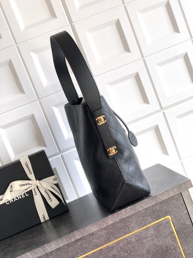 Embroidered Leather Hobo Bag