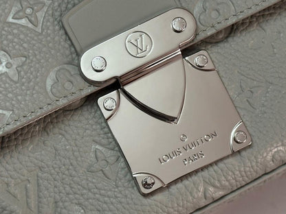 Modern Luxury Monogram Leather Shoulder Bag – Limited Edition