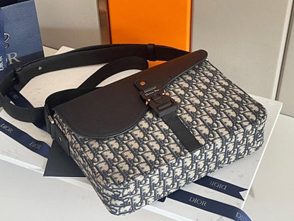 Luxury Refined Black Calfskin Shoulder Bag