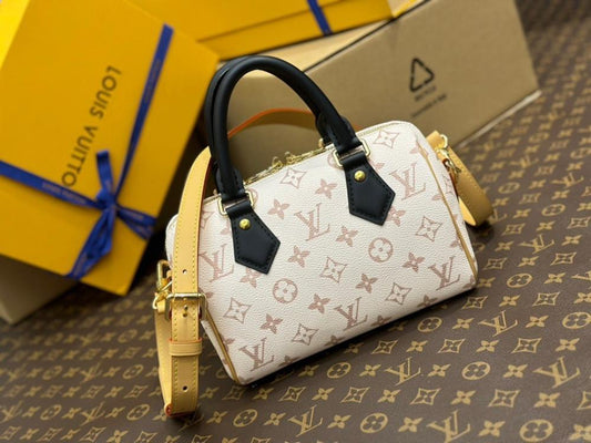 Stylish Leather Travel Bag – Limited Edition