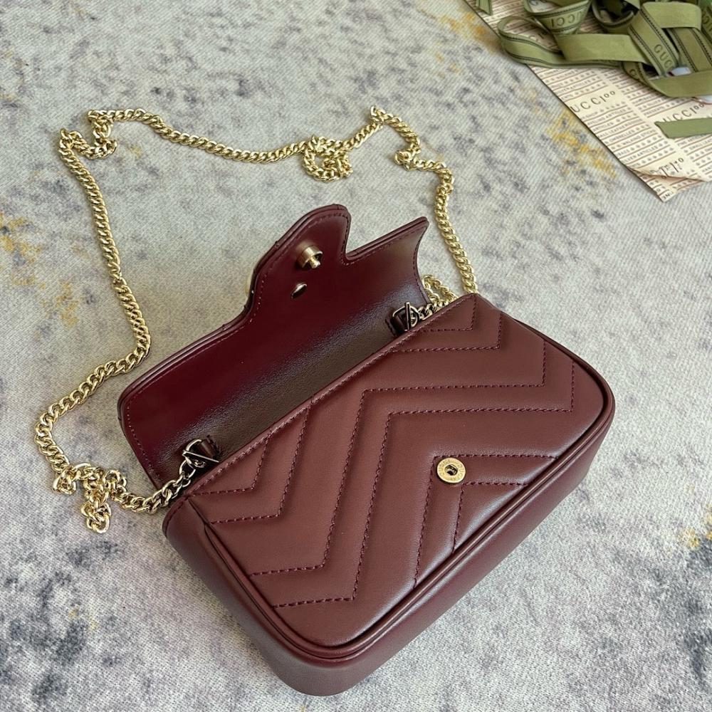 Elegant Crossbody Bag – Limited Edition