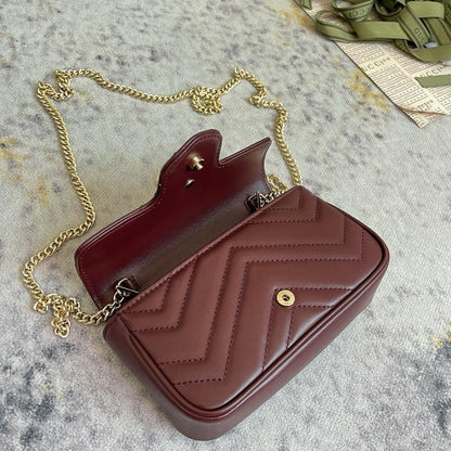 Elegant Crossbody Bag – Limited Edition