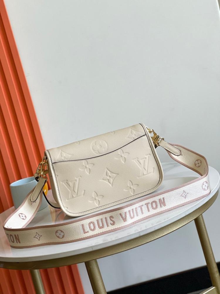 Diane Woven Jacquard Shoulder Bag