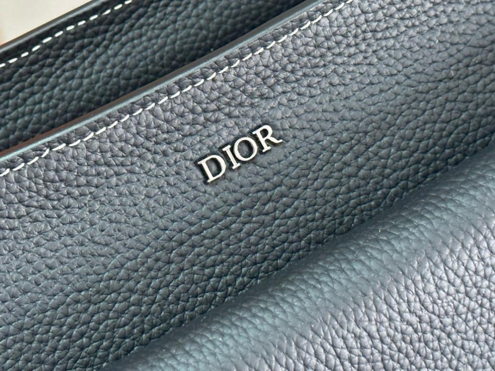 Stylish Grey Calfskin Shoulder Bag – Special Edition