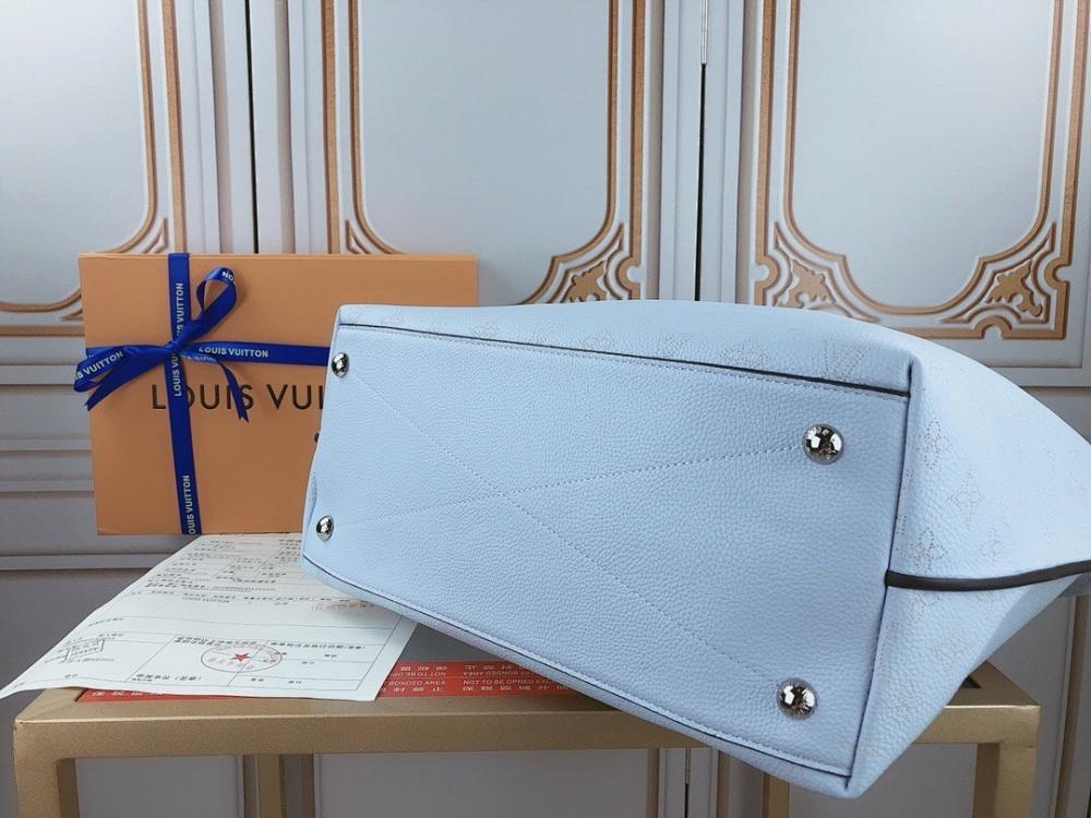 Classic Woven Calfskin Crossbody Bag – Limited Edition