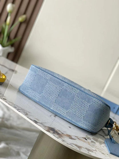 Stylish Refined Denim Shoulder Bag