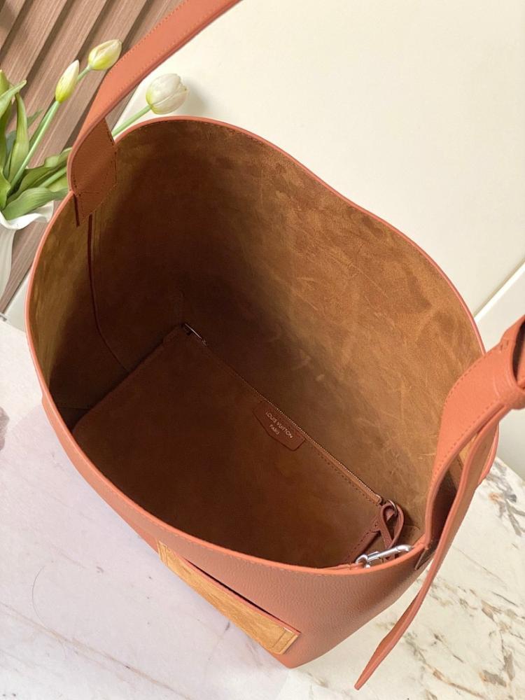 Stylish Refined Calfskin Hobo Bag