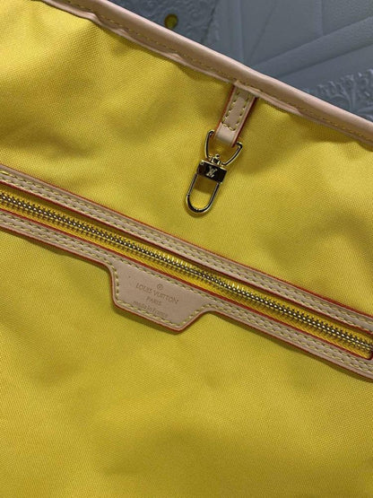 Modern Refined Jacquard Top Handle Bag