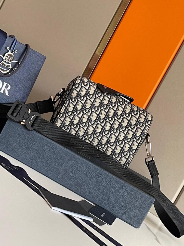 Modern Stylish Black Printed Calfskin Crossbody Bag