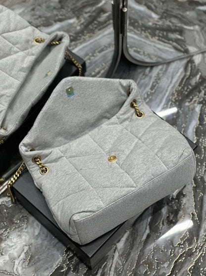 Elegant Crossbody Bag – Limited Edition