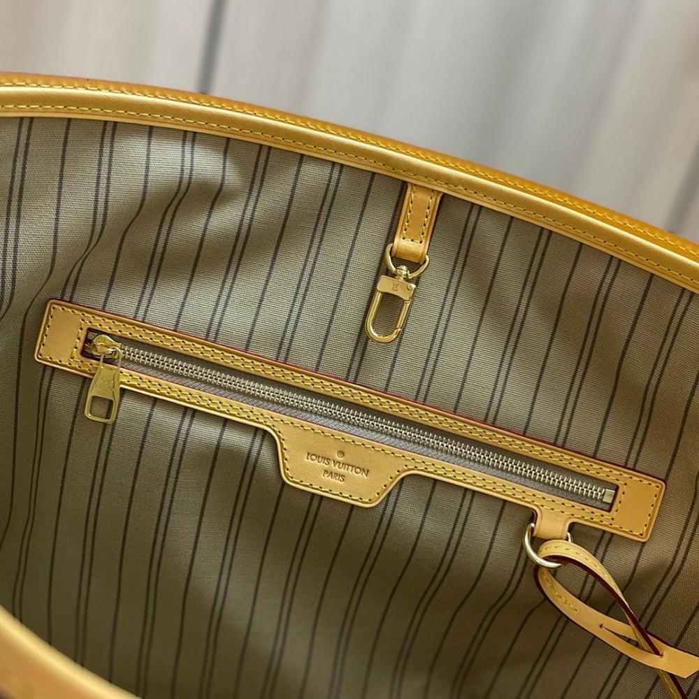 Alma Leather Bag
