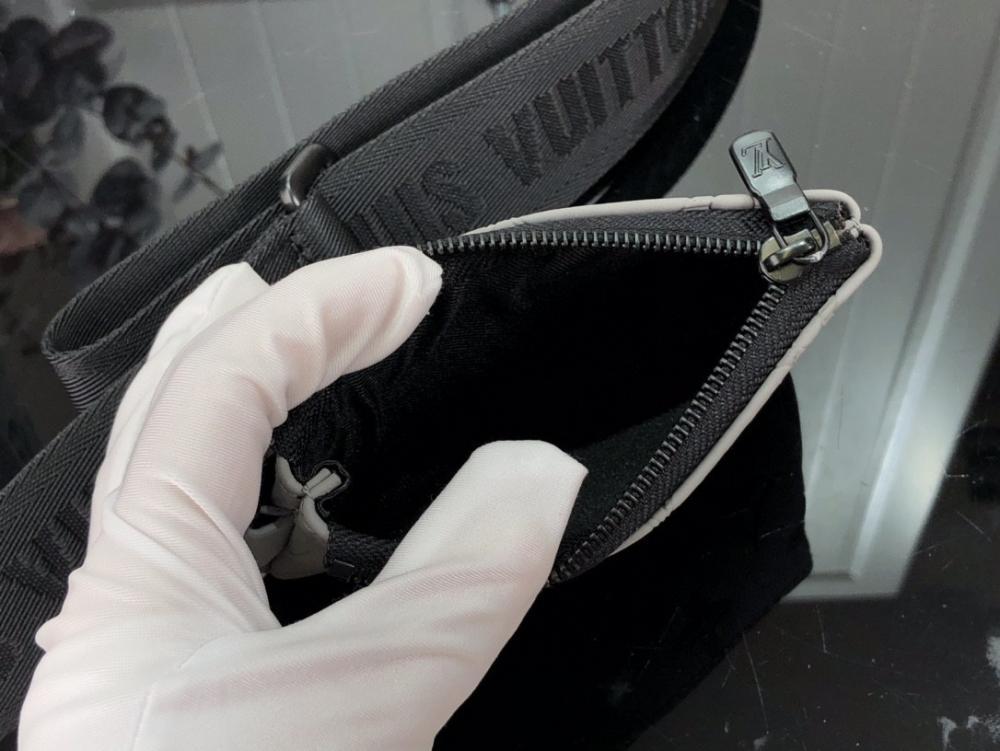 Elegant Crossbody Bag