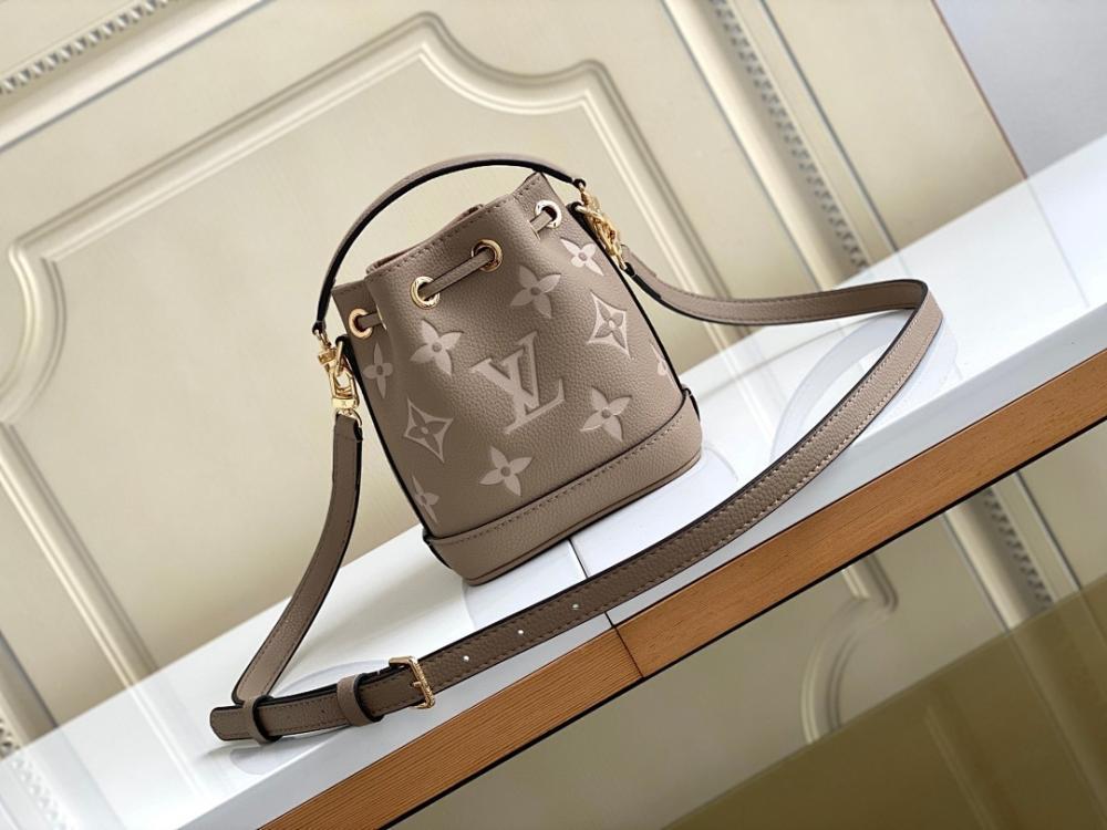 Luxury Elegant Printed Leather Shoulder Bag – Limited Edition