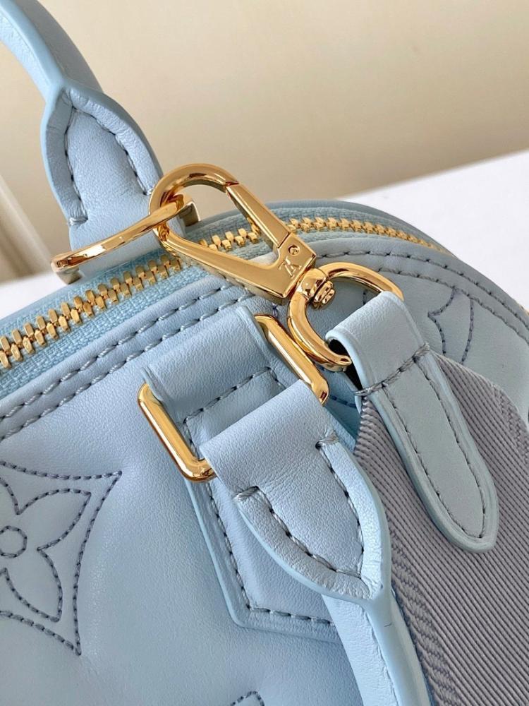 Stylish Refined Quilted Leather Shoulder Bag