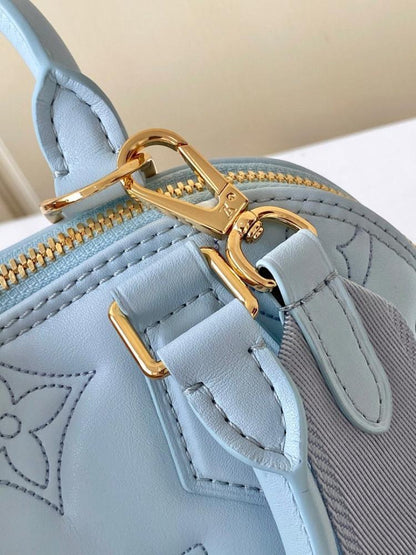 Stylish Refined Quilted Leather Shoulder Bag