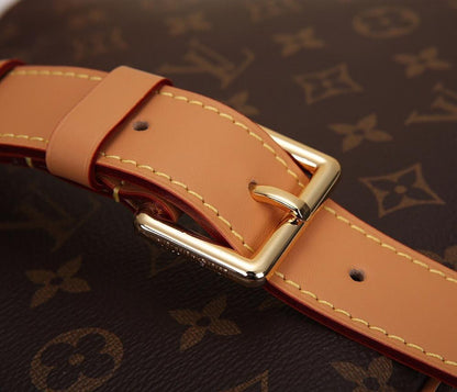 Modern Stylish Leather Shoulder Bag