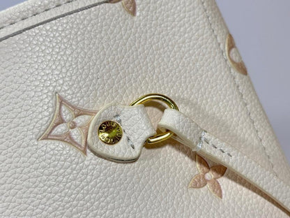 Neverfull Gold Leather Shoulder Bag