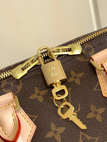 Modern Elegant Shoulder Bag