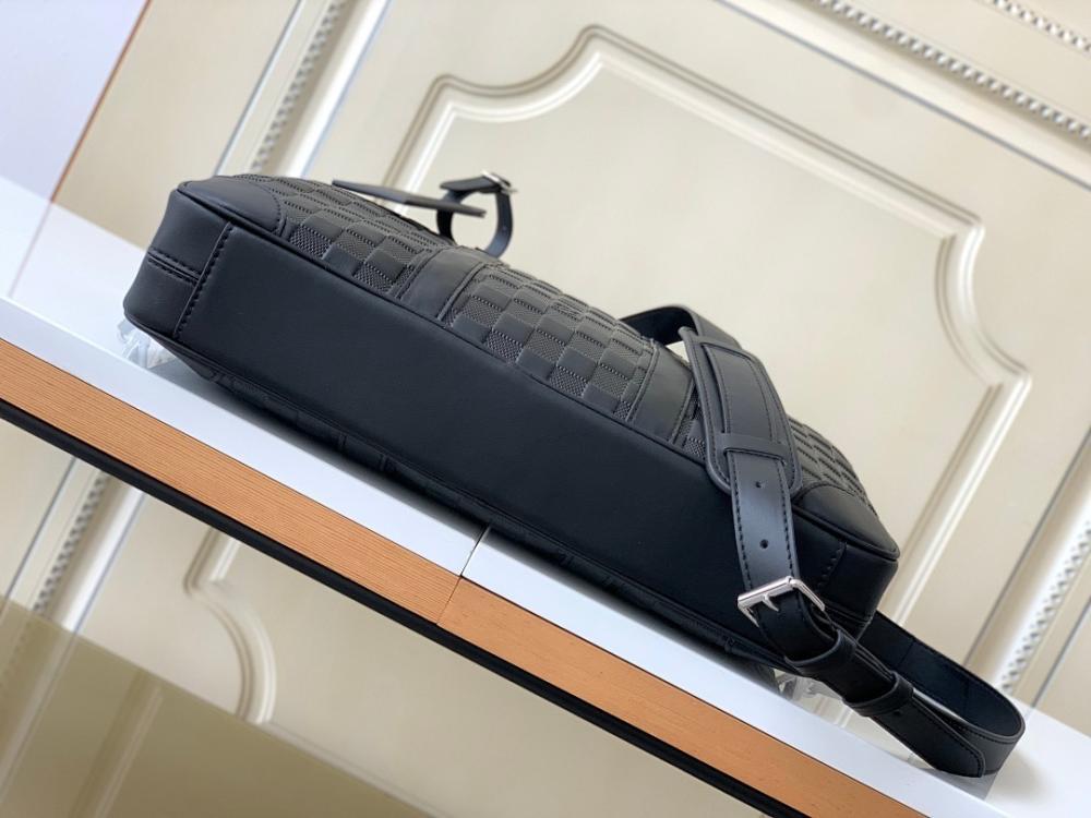 Modern Leather Shoulder Bag