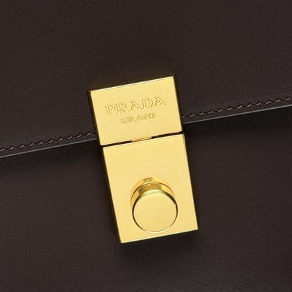 Classic Shoulder Bag