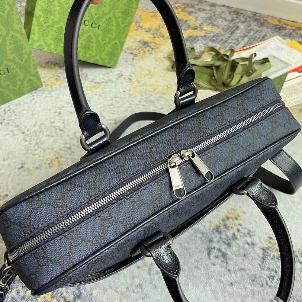 Elegant Refined Shoulder Bag