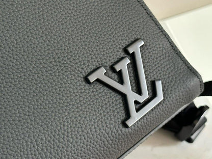 Stylish Refined Leather Crossbody Bag