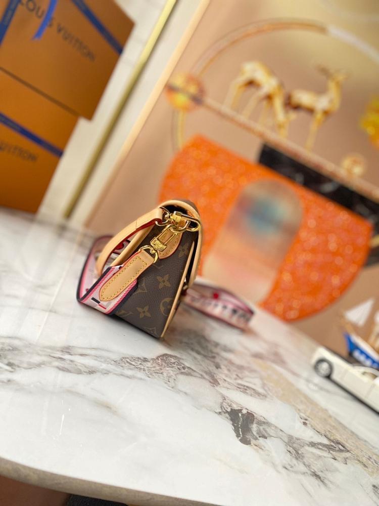 Modern Luxury Embroidered Leather Shoulder Bag